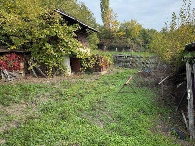 Pitesti-Stefanesti-Crama Stefanesti teren de vanzare